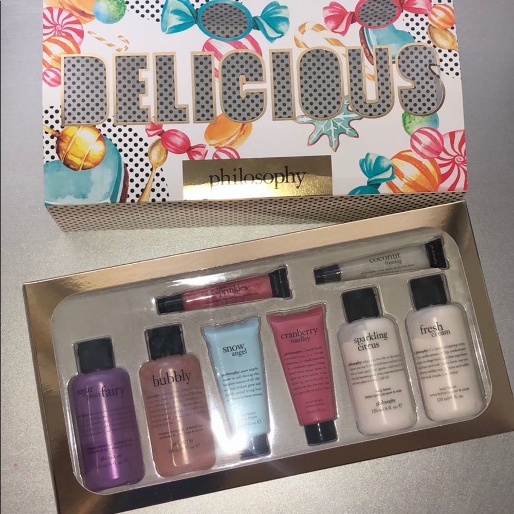 NWOT Body care gift set- Philosophy